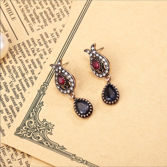 🌸Boho Crystal Rhinestone 3pcs Set🌸 - Picture 3 of 4